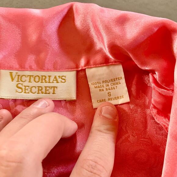 Vtg Victoria’s Secret Gold Label Pink Button-Up Sleep Shirt Size Small - Picture 5 of 6